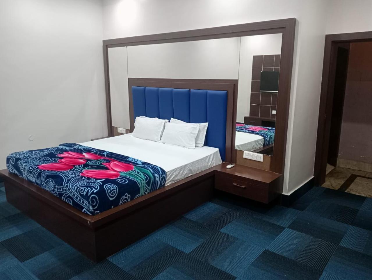 The Prestige Hotel & Convention Panposh 外观 照片